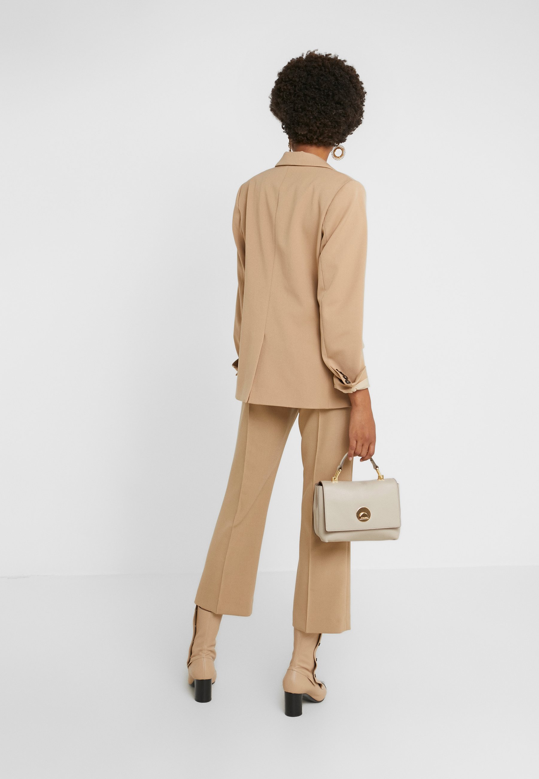 Coccinelle LIYA MINI SATCHEL Håndveske taupe Zalando.no Coccinelle LIYA MINI SATCHEL Håndveske taupe Zalando.no