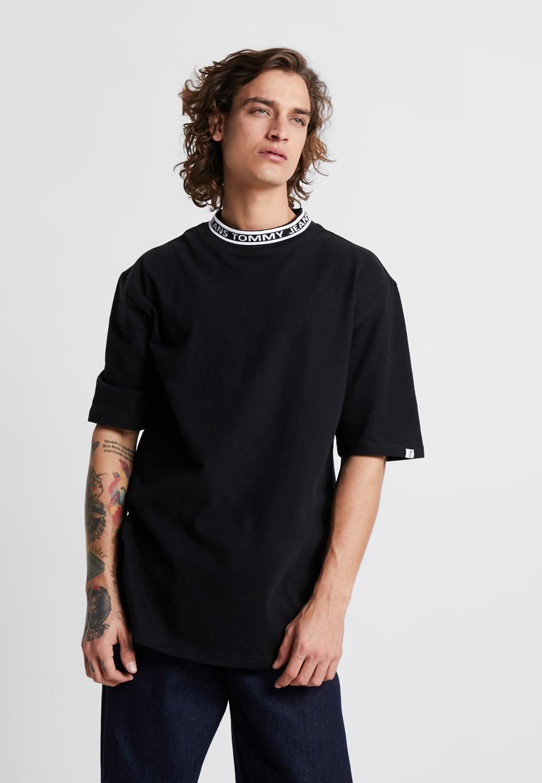 tommy jeans band collar tee