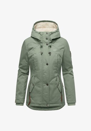 Groene, gewatteerde jas met een zachte voering, ritssluiting zakken, toggles met trekkoorden en contrasterende bruine accenten op de ritsen en manchetten.