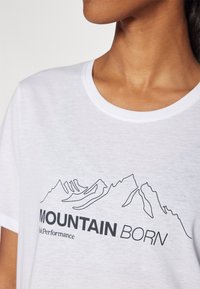 Peak Performance EXPLORE GRAPHIC TEE - T-Shirt print - white