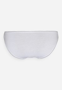 Culotte en coton gris avec une texture lisse, des bords sans couture et une coupe modeste, présentant un design simple sans motifs ni accessoires visibles.