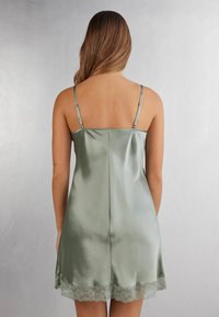 Intimissimi mit eneinsätzen - Camisón - green