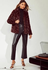 Friends Like These TEXTURED REGULAR FIT - Žieminė striukė - berry red