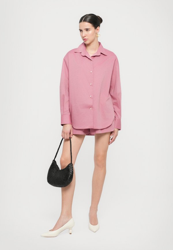 LONIA  - Shorts - valentine2