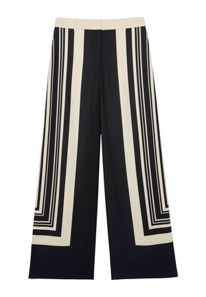 Pantaloni negri cu croială largă, cu dungi crem geometrice în formă de dreptunghiuri pe laterale și pe panourile frontale, având un fermoar frontal și bucle pentru curea.