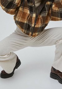 PULL&BEAR Giacca in pile - dark brown