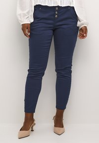 Cream - PAULA TWILL  BAIILY FIT - Slim fit jeans - dress blues Thumbnail Image 1