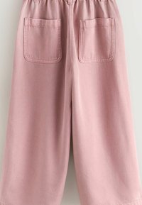 Niet geselecteerd, pink