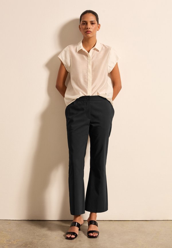 DOUBLE-BANDED  WITH CROCODILE  - Pantolette hoch