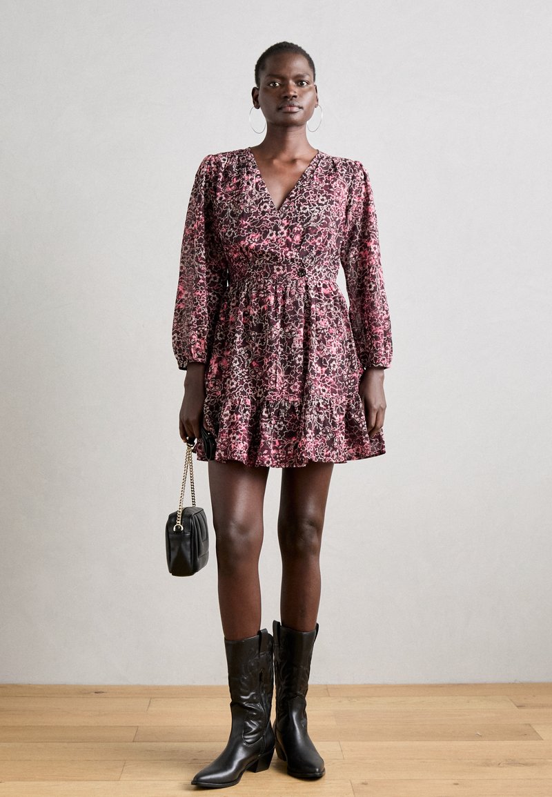strapless open back dress Scotch & Soda Long Sleeve Embroidered Flower Dress
