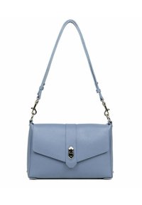 Lichtblauwe leren handtas met een rechthoekige vorm, voorzien van een voorflapsluiting, zilveren accenten en een afneembare schouderriem.