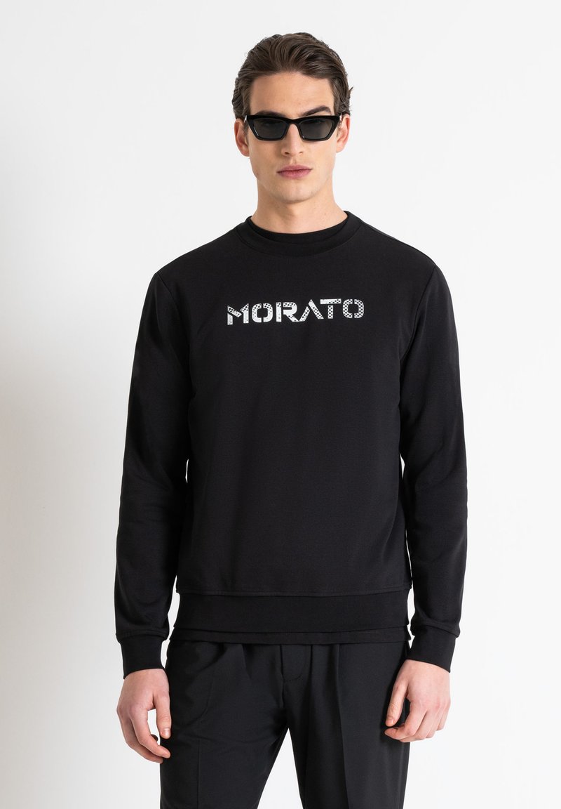 Antony Morato - REGULAR FIT WITH RUBBER LOGO PRINT - Felpa - black, Ingrandire