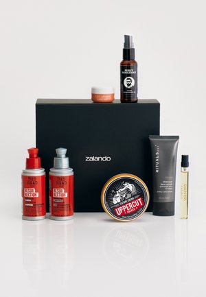 MEN'S GIFT BOX - Set pour le bain et le corps