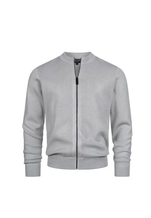 Jachetă bomber tricotată de culoare gri deschis, cu închidere prin fermoar, guler rotund și manșete ribbed, având o textură netedă și un design minimalist.
