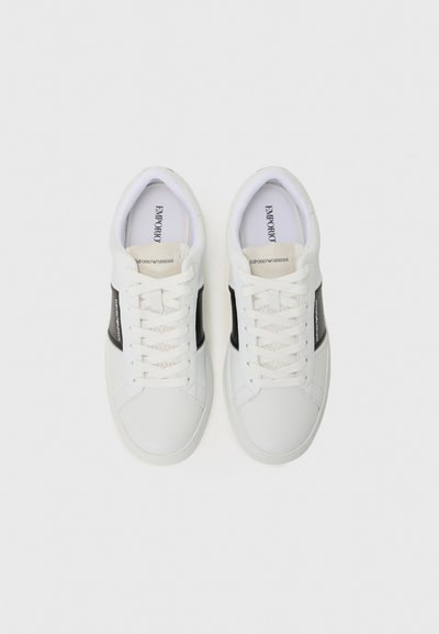 Emporio Armani Trainers - white/black