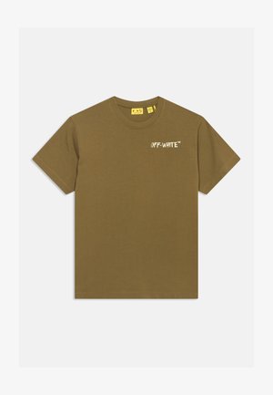 Oliwkowo zielona koszulka z krótkim rękawem, okrągłym dekoltem oraz małym białym logo "OFF-WHITE" po lewej stronie na piersi.