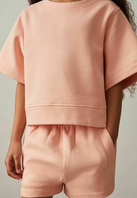 Reiss REISS MEG COTTON-BLEND SWEATSHIRT AND SHORTS SET - Treniņtērpa apakšdaļas - peach