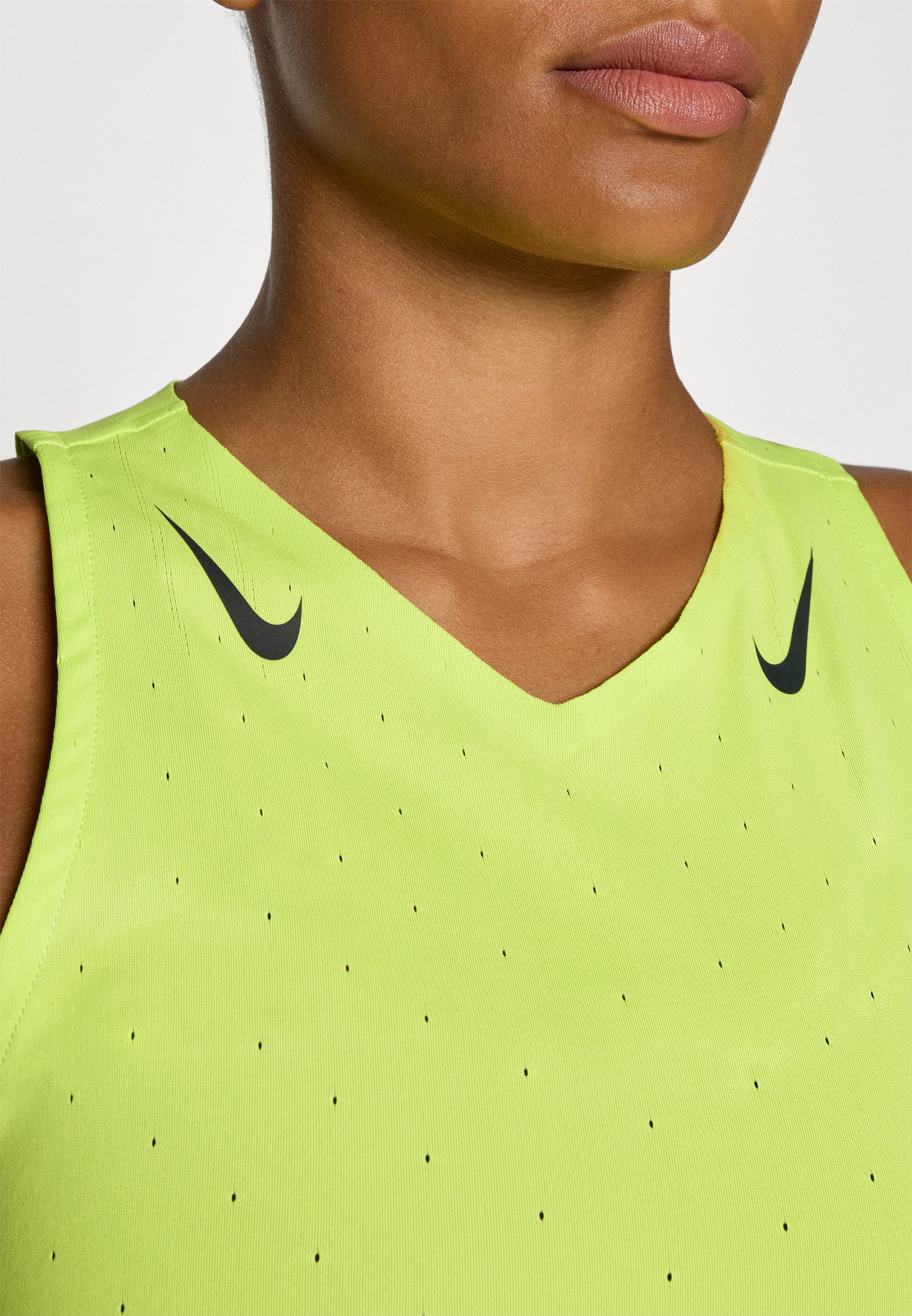 nike yellow singlet