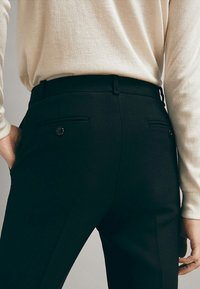 Massimo Dutti Pantalon classique - black