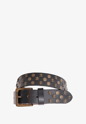 Sort læderbælte med bronzefarvet kranie og runde nagler, udstyret med en metalspænde og en glat tekstur. Designet er bredt og robust.
