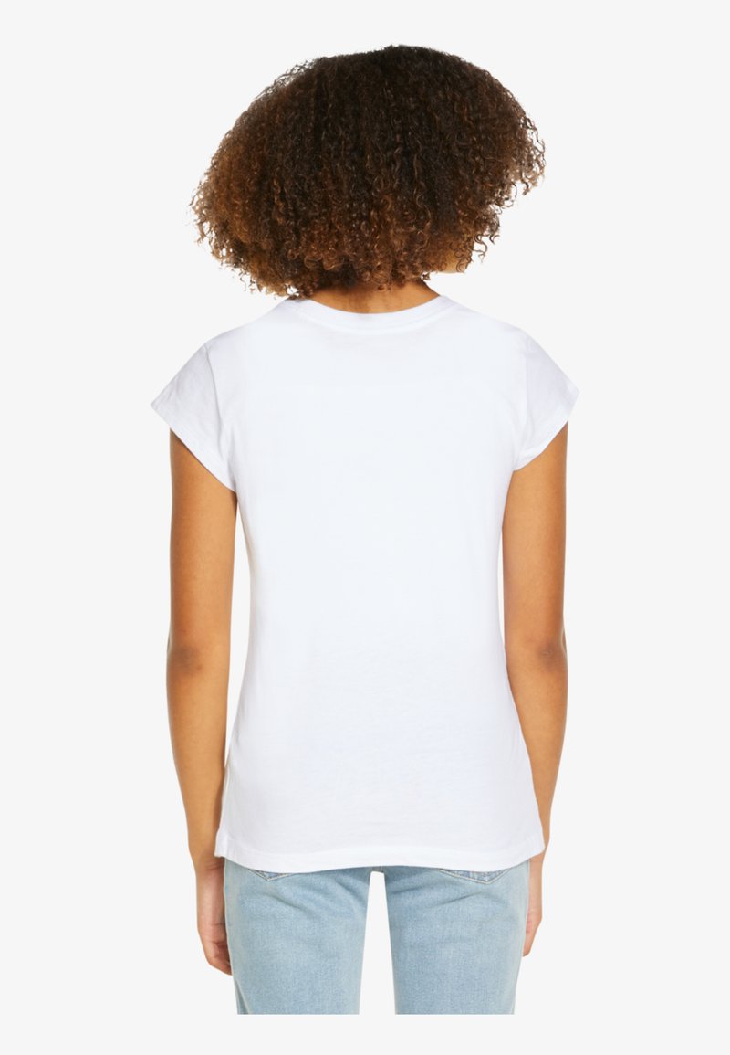 T-shirt bianco in cotone con maniche corte a cappuccio e scollatura rotonda. La parte posteriore è semplice, con una texture liscia e una vestibilità su misura.