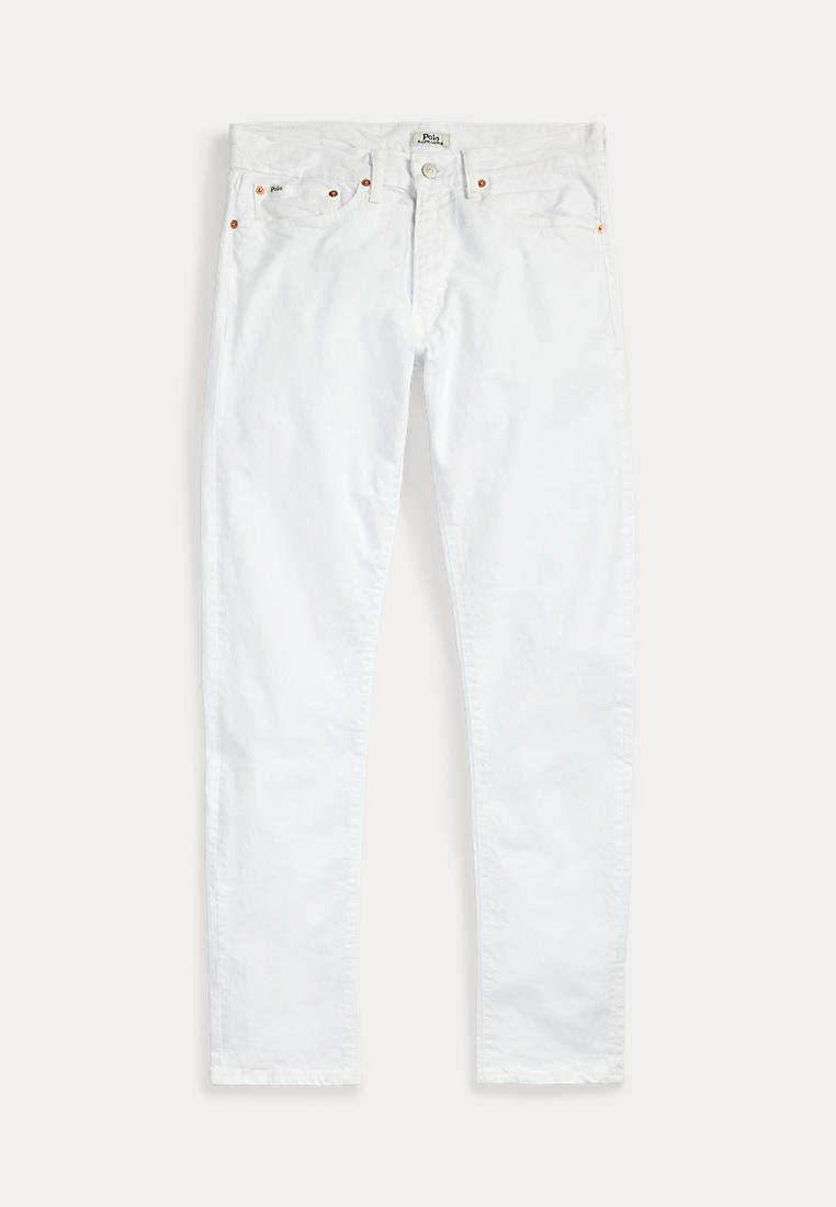 Jean blanc à jambes droites, avec fermeture à bouton, passants de ceinture et poches avant et arrière, présenté sur un fond uni.