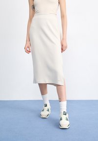 Nike Sportswear SKIRT - Saia lápis - light orewood