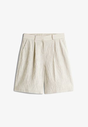 Beige og hvide shorts med vertikale striber, der går til knæet, med sidelommer, bæltestropper og en plisseret front.