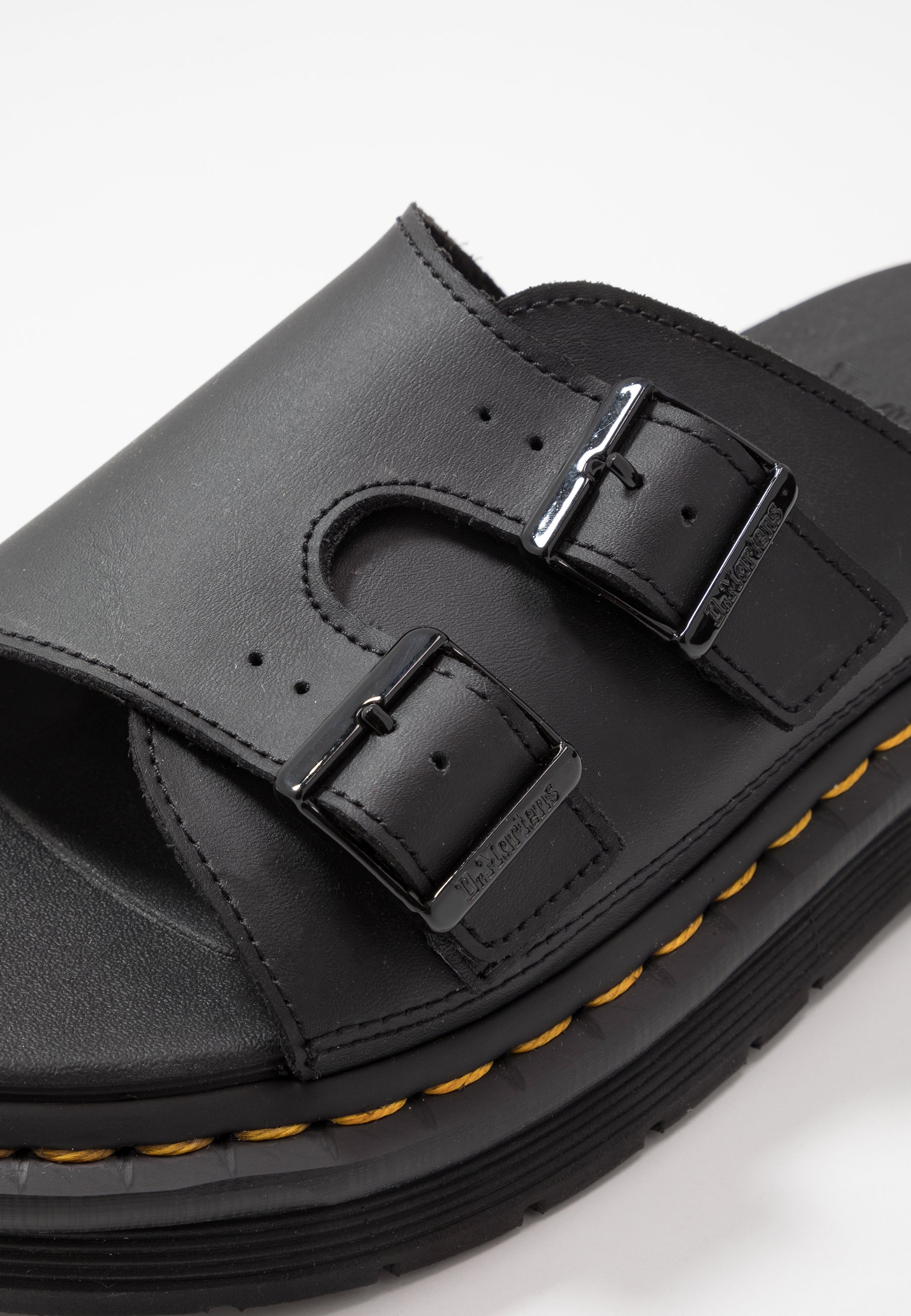 Dr. Martens DAX SLIDER - Mules - black hydro/black - Zalando