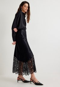 Koton Blusa - black