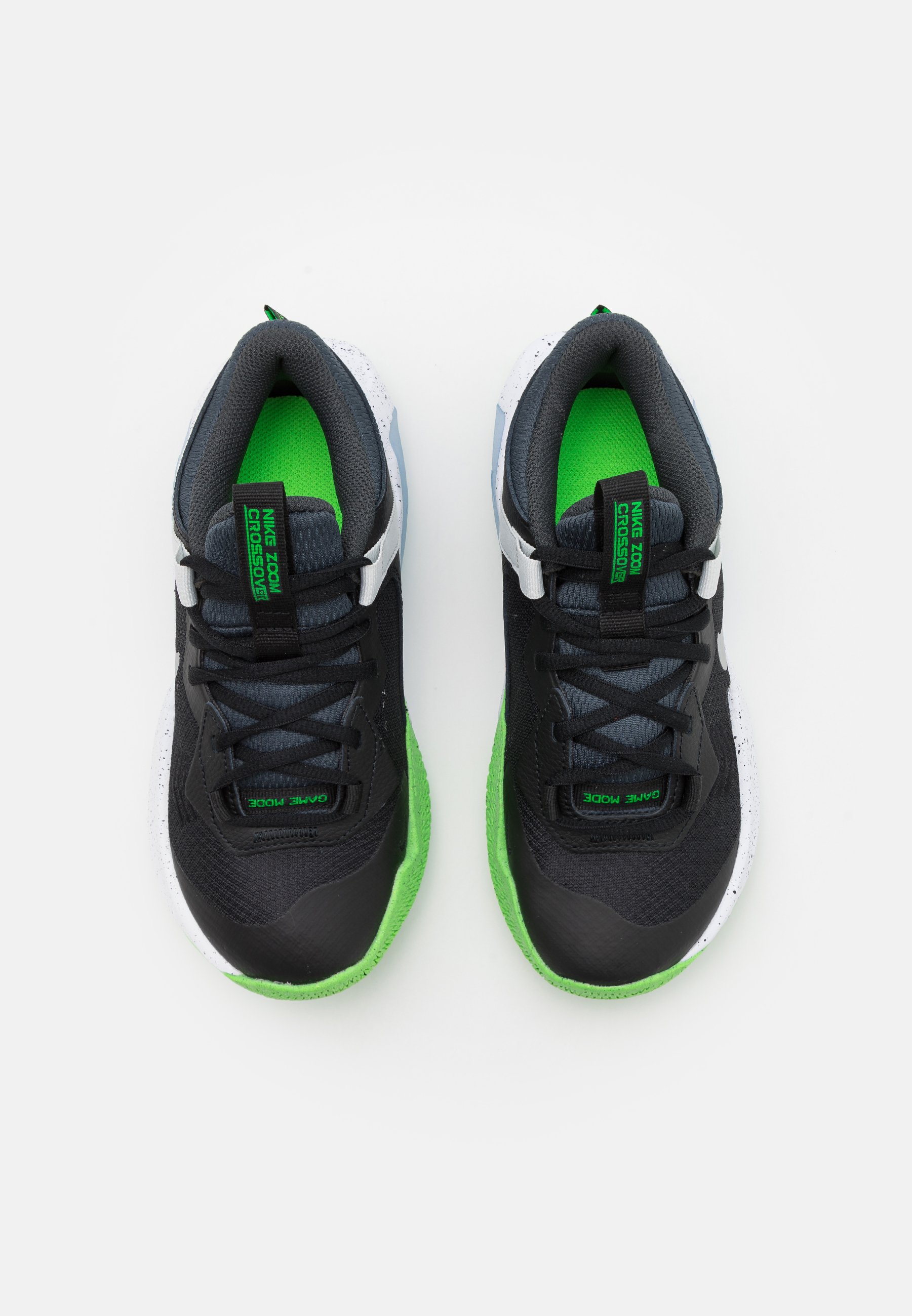 Nike Performance AIR ZOOM CROSSOVER UNISEX - Basketball shoes -  black/chrome/dark smoke grey/photon dust/black - Zalando.co.uk