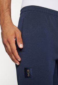 adidas Performance JUVENTUS TURIN SZN DK PANT - Vereinsmannschaften - legend ink