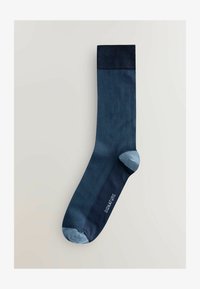 Unselected, red green blue herringbone