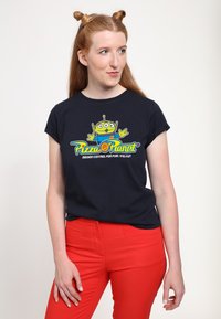 Henry Tiger TOY STORY 1-3 PIZZA ARCADE - Camiseta estampada - navy blue