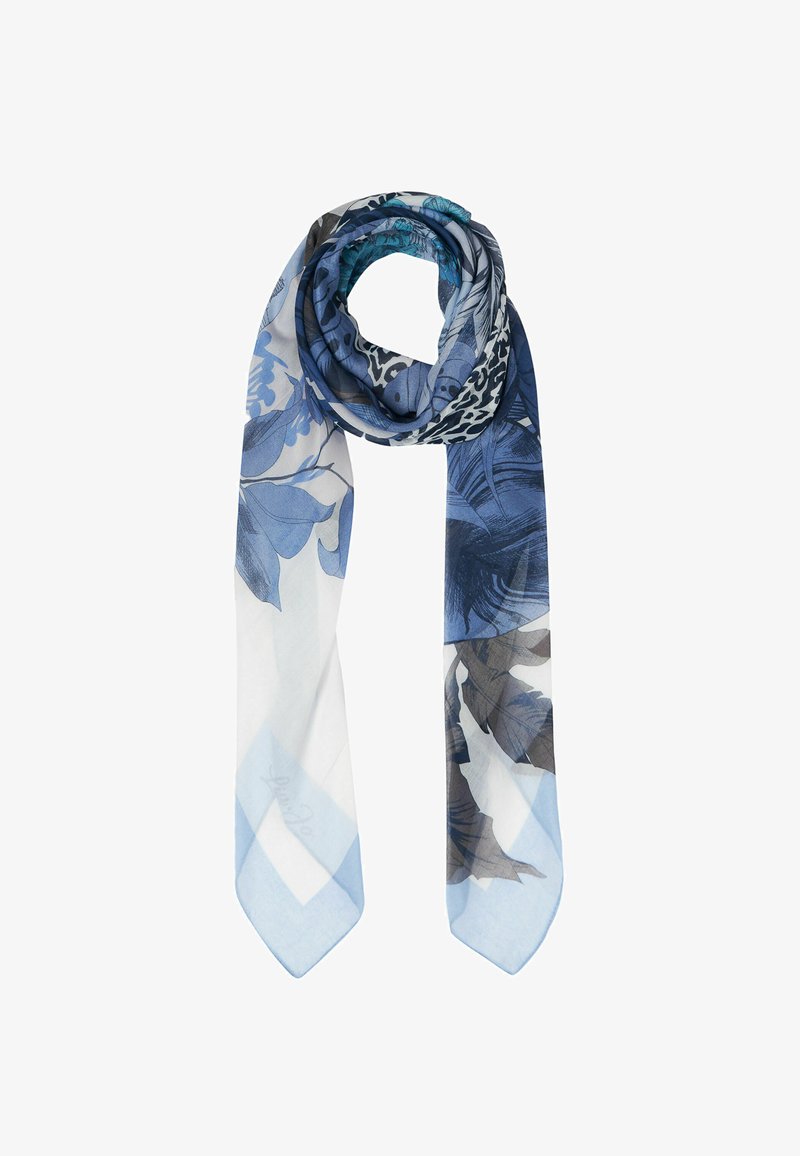 Écharpe à motif floral bleu avec des nuances variées, en tissu transparent et aux extrémités pointues. Les accents incluent un design en noir et blanc.