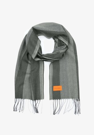 Grijze sjaal met een visgraatpatroon, met afwisselende strepen in donkerdere en lichtere tinten, afgewerkt met franjes aan de randen en een oranje label.