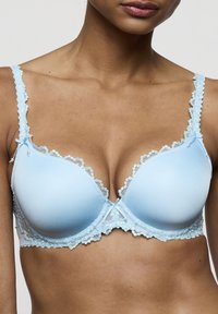 Niet geselecteerd, milky blue