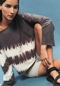 Next RELAXED FIT SLOUCH - Sweatshirt - navy tie dye