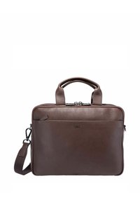 Borsa per laptop in pelle marrone con due manici, una tasca frontale e tracolla removibile. Superficie testurizzata e chiusura con cerniera.