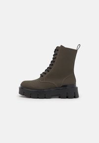Tamaris Platform ankle boots - olive