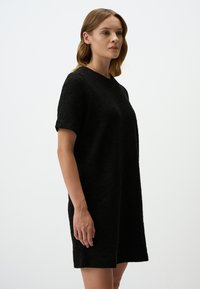 Jimmy Key TEXTURED - Freizeitkleid - black