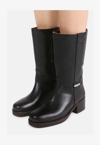 Ikke valgt, black/dark brown