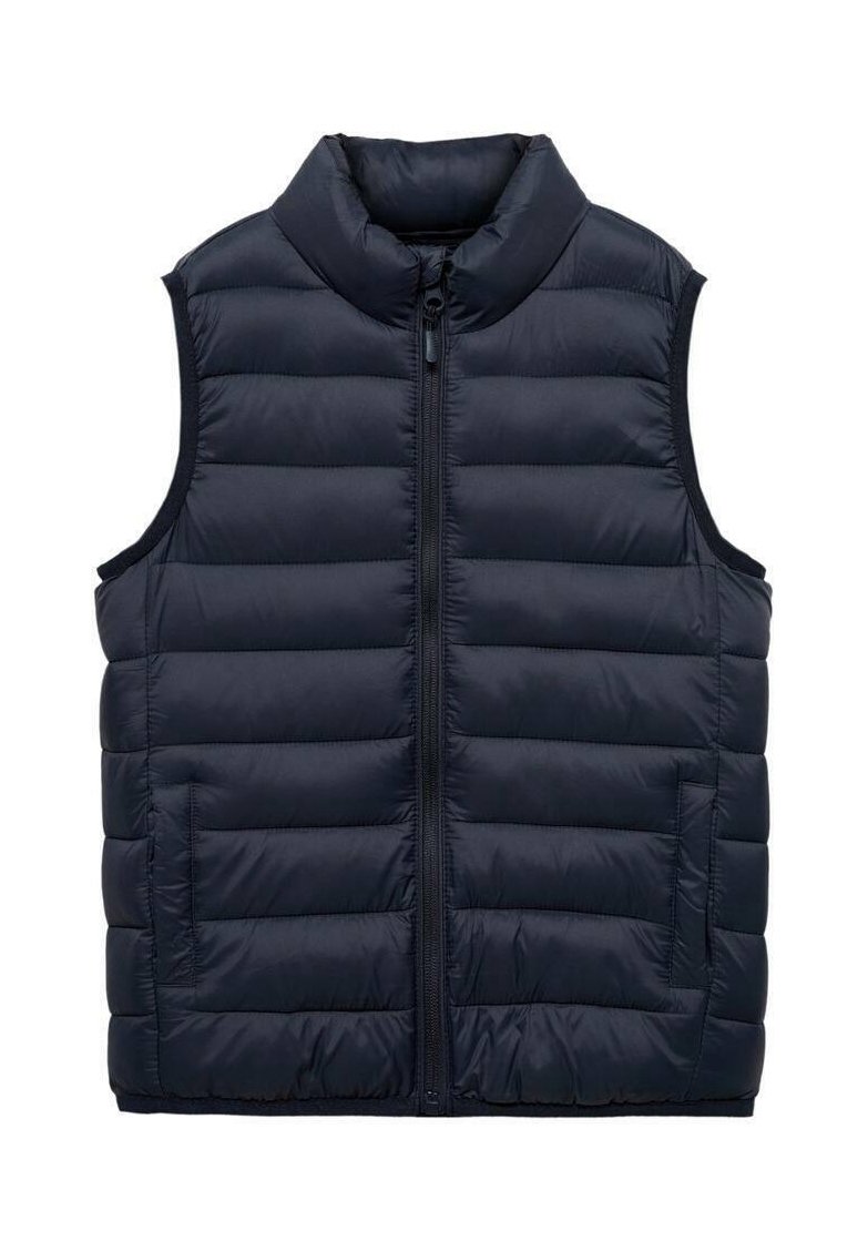 Granatowa kamizelka puchowa z wysokim kołnierzem, przednim zamkiem błyskawicznym i bocznymi kieszeniami. Tkanina ma gładką teksturę i posiada pikowane, wypełnione sekcje.