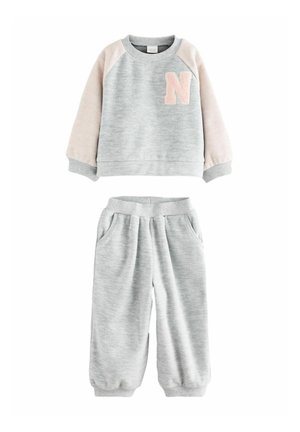 Next REGULAR FIT - AND JOGGERS SET - Trainingsanzug - grey