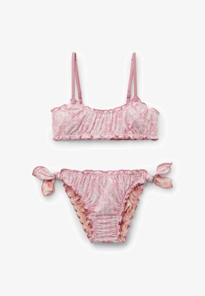Bikini deux pièces rose avec motifs floraux blancs, bords froncés, bretelles réglables et liens sur les côtés du bas.