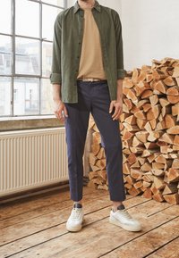 Selected Homme Jednoduché tričko - brown