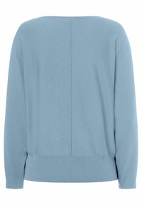 Hellblauer Pullover mit langen Ärmeln, rundem Ausschnitt und geripptem Saum. Hergestellt aus weichem Material mit glatter Textur und minimalen Nähdetails.