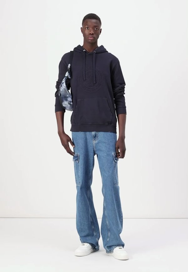 ROUND HOODIE - Sweatshirt3