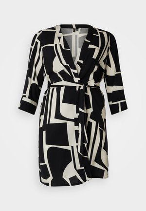 Vero Moda Curve VMCEASY KIMONO - Summer jacket - black/white