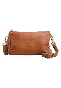 Borsa a tracolla in pelle marrone, di forma rettangolare, con texture liscia, chiusura a cerniera e tracolla regolabile con clip in metallo.